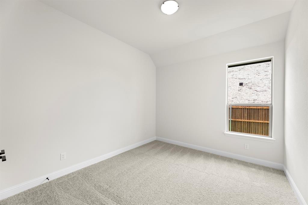 227 Harmony Avenue Property Photo 23