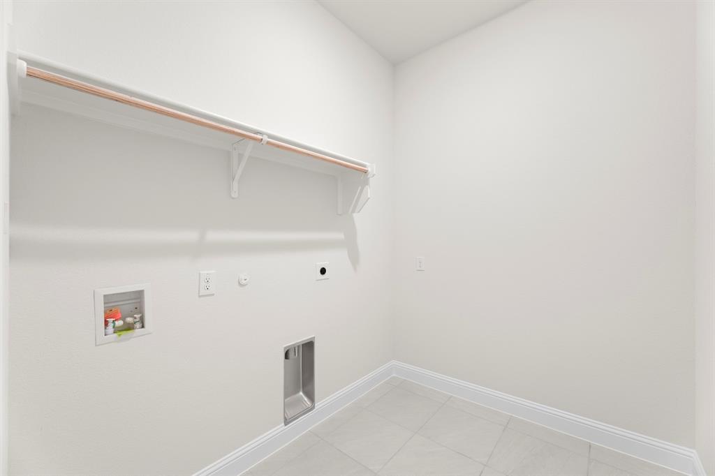 227 Harmony Avenue Property Photo 24