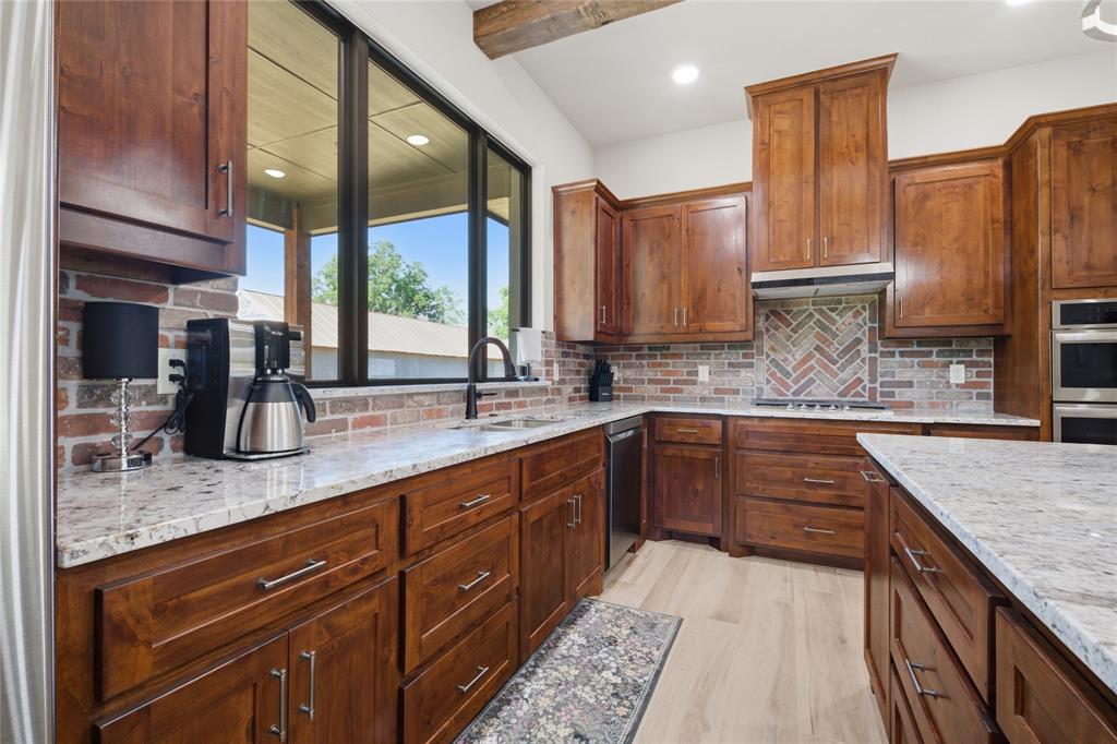 958 Cedar Mills Road Property Photo 10