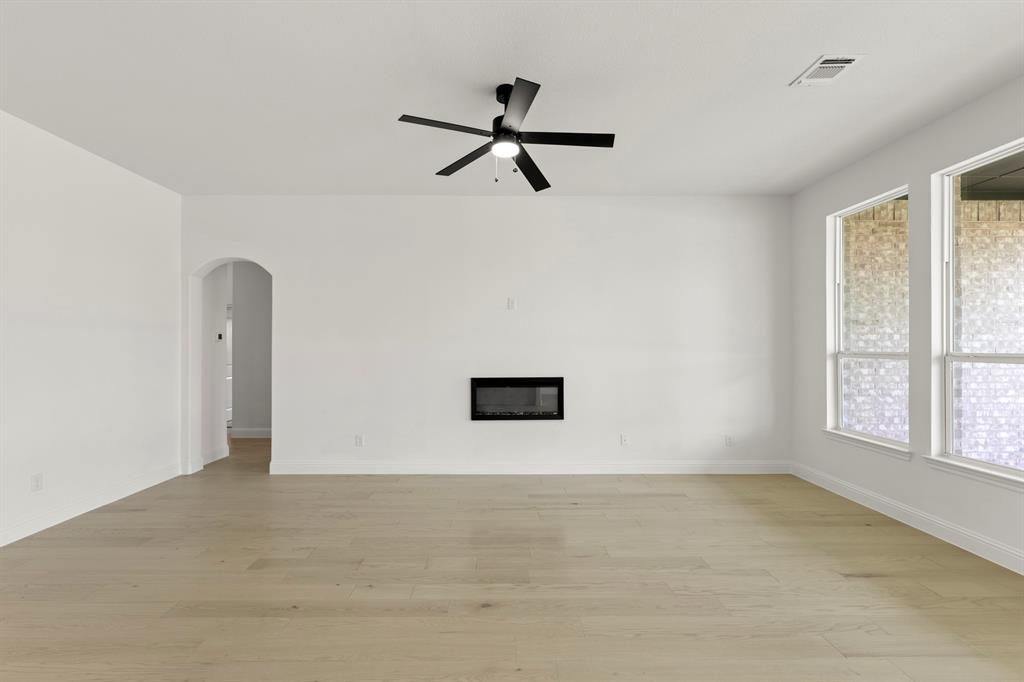 408 Heritage Hill Drive Property Photo 11