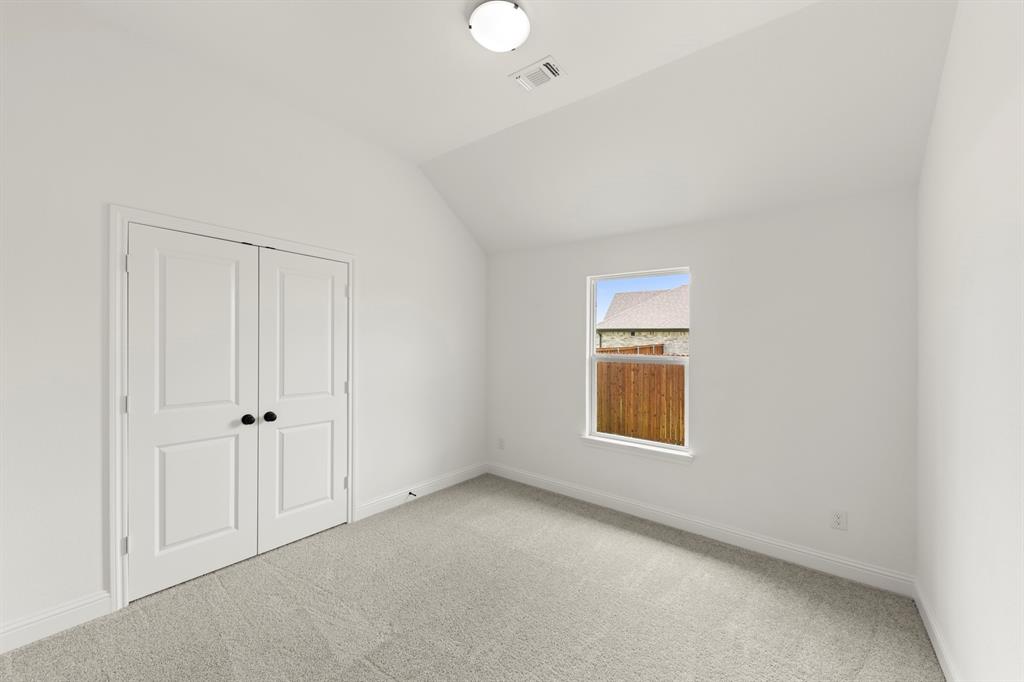 408 Heritage Hill Drive Property Photo 21