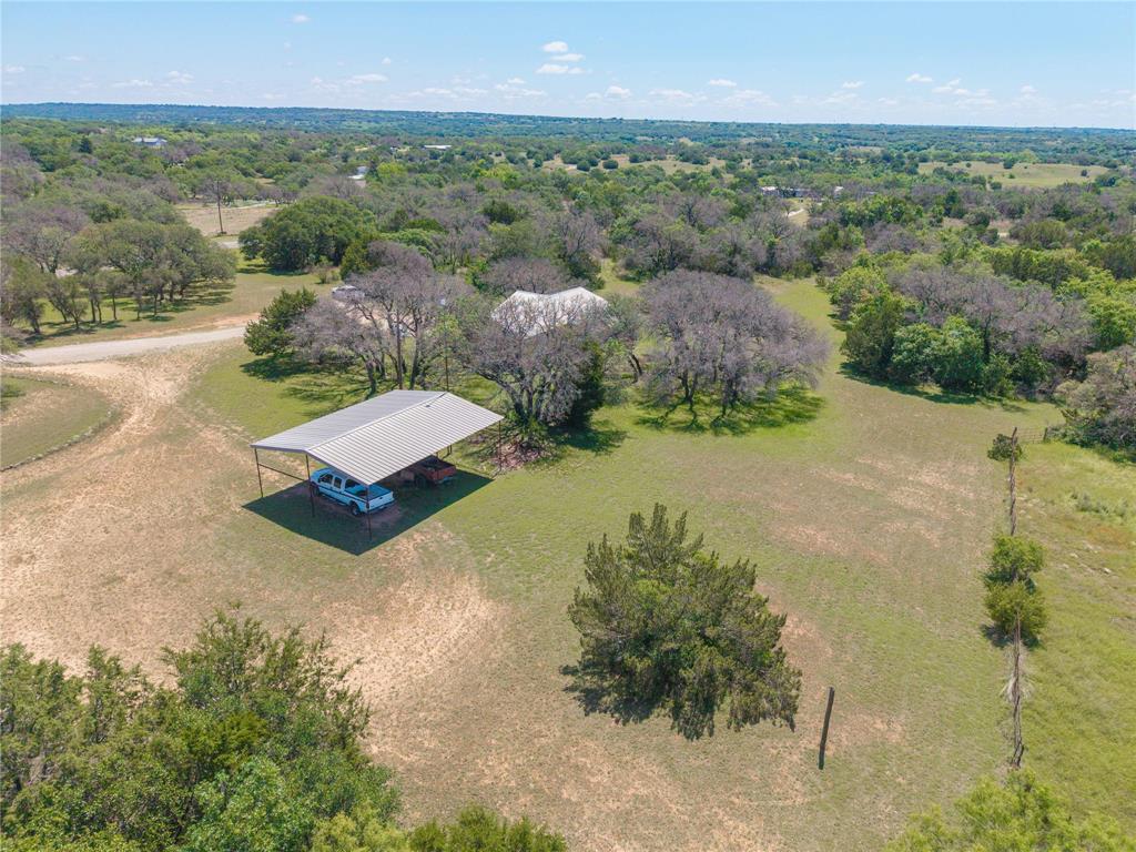 346 Whispering Oaks Lane Property Photo 4