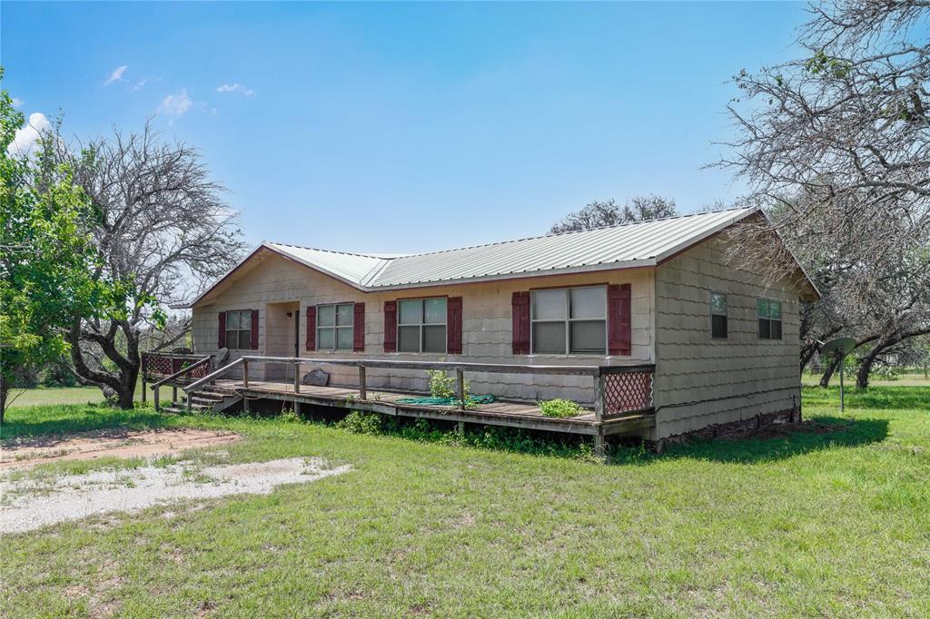 346 Whispering Oaks Lane Property Photo 8