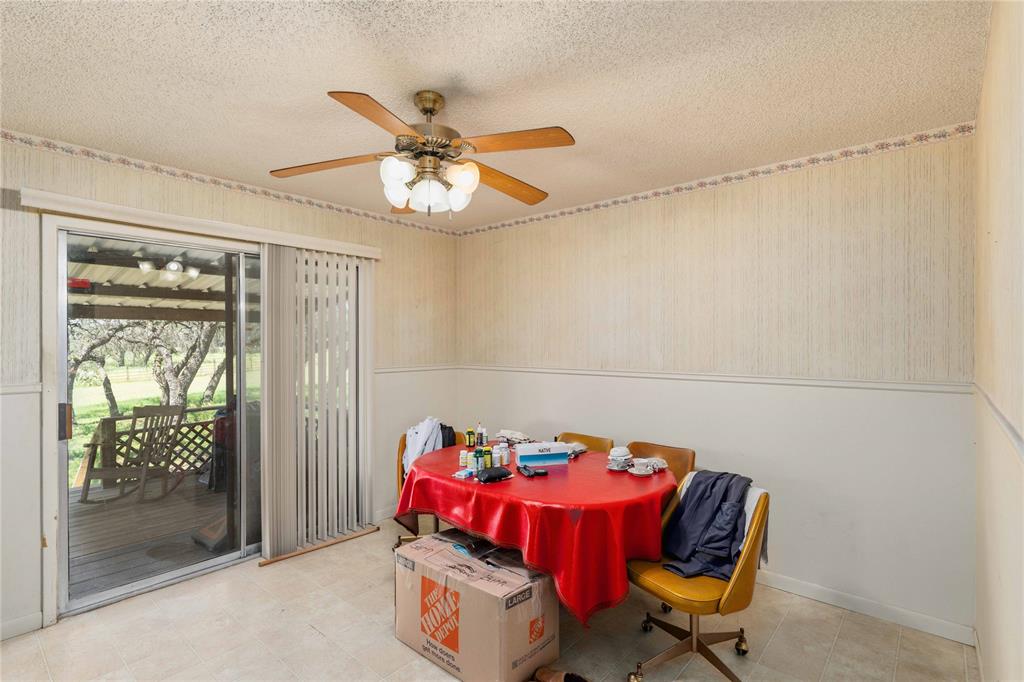 346 Whispering Oaks Lane Property Photo 13