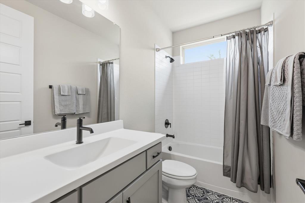 2017 Tremont Drive Property Photo 7