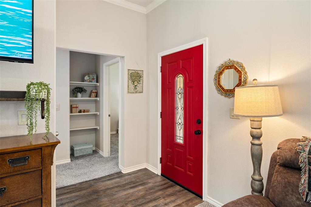 49 Westview Circle Property Photo 5