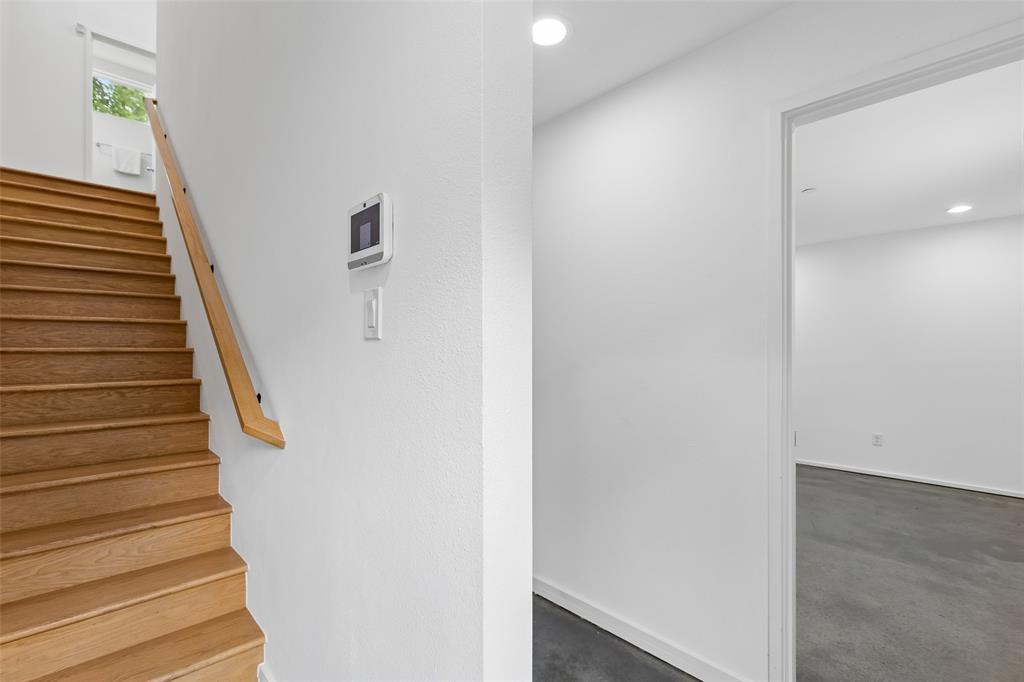 5647 Live Oak Street 105 Property Photo 30