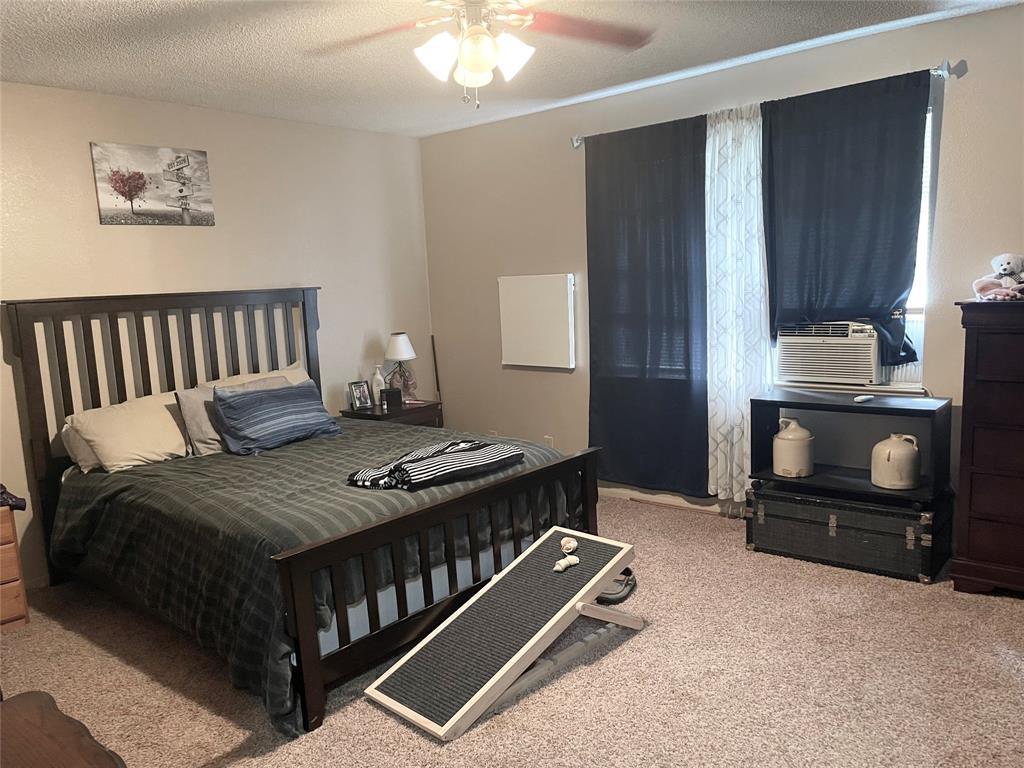 140 S Comanche Drive Property Photo 11