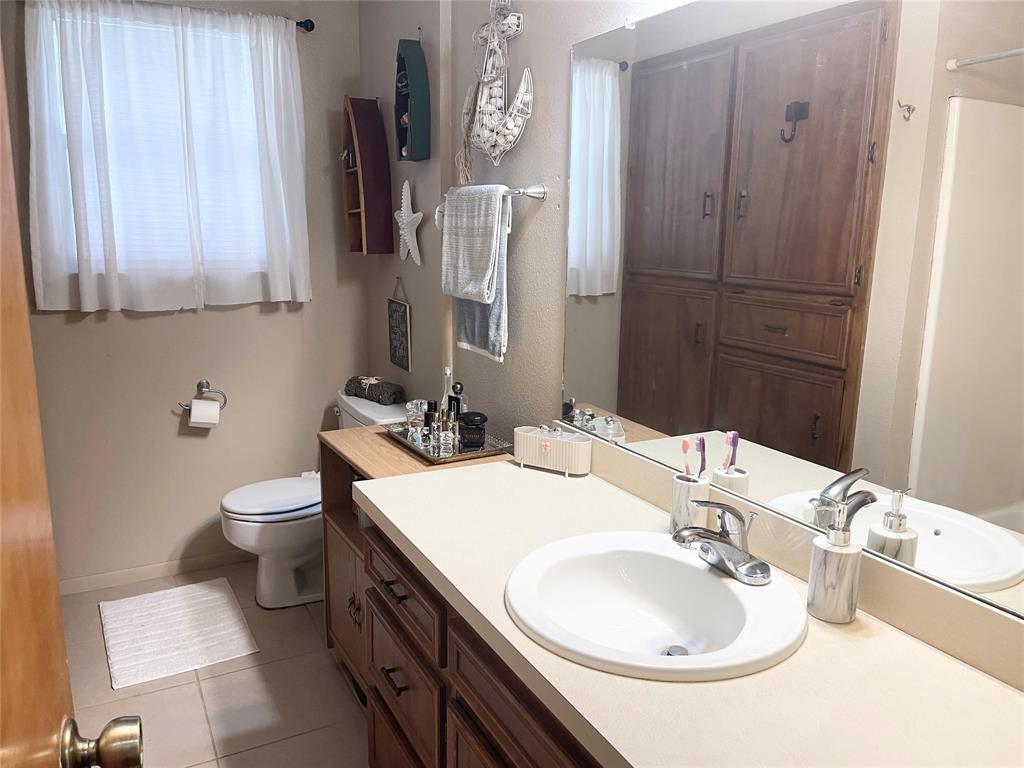 140 S Comanche Drive Property Photo 14
