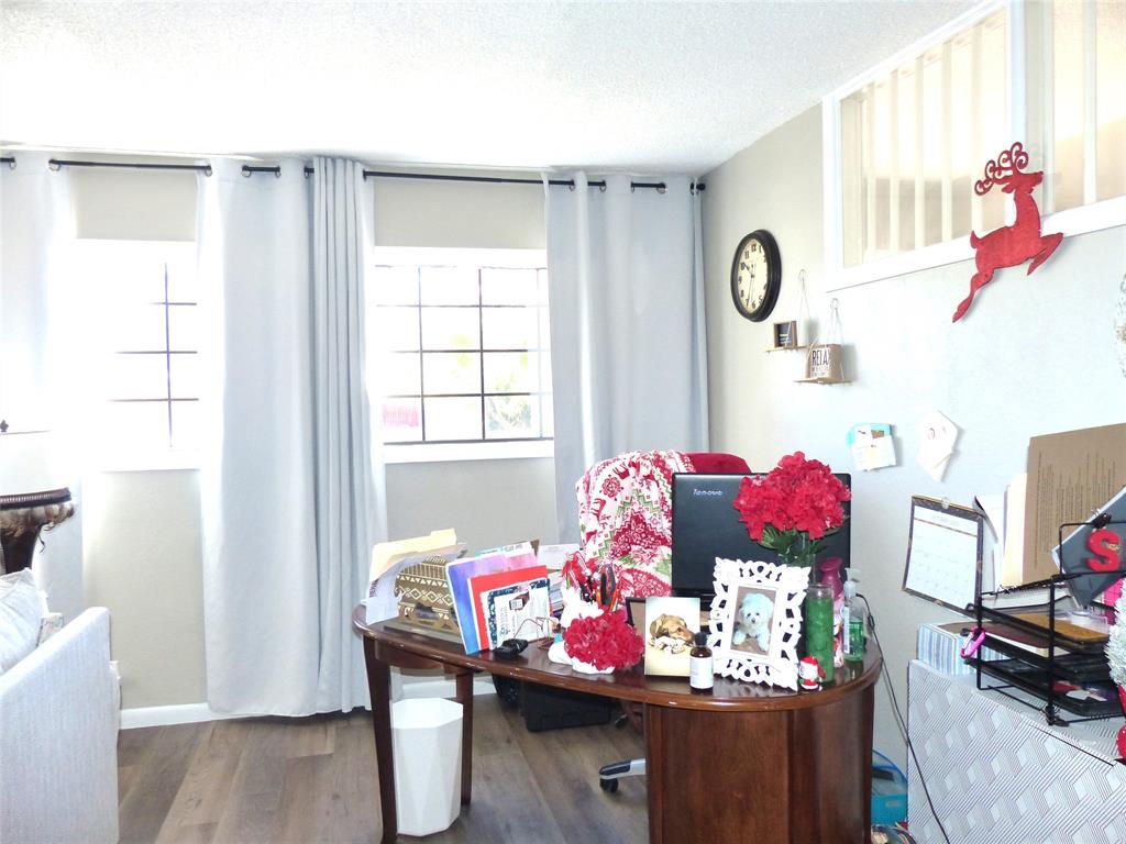 802 China Property Photo 13
