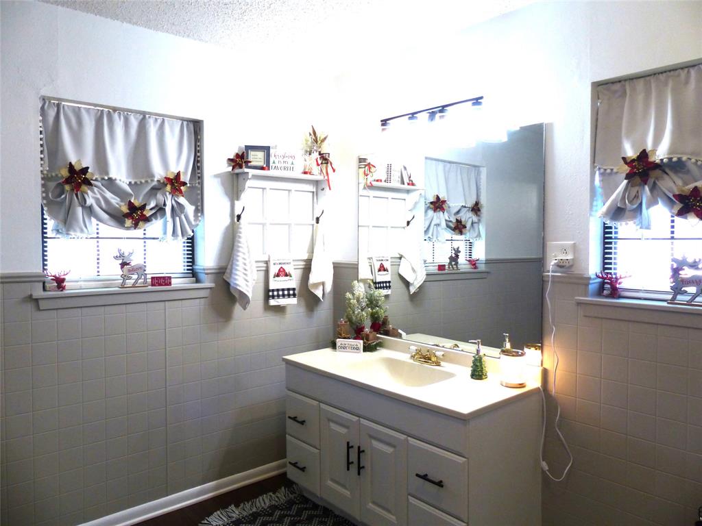 802 China Property Photo 30