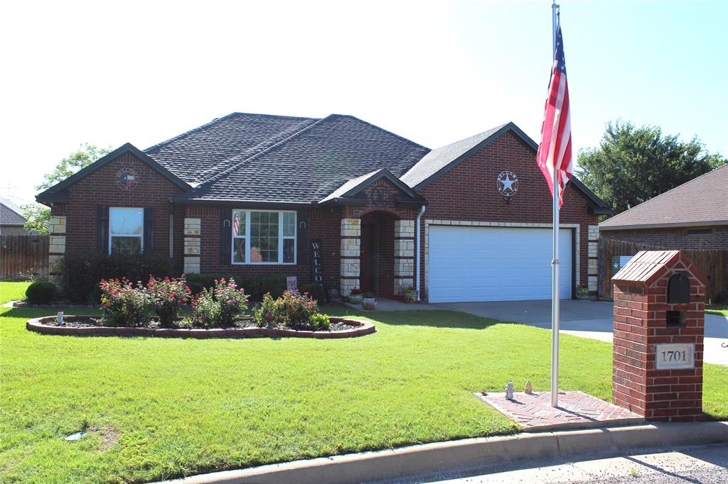 1701 Antelope Trail Property Photo 2