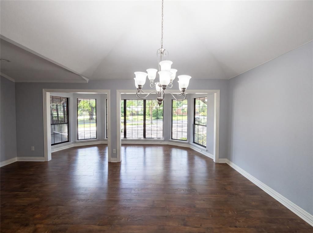 11083 Erhard Drive Property Photo 10