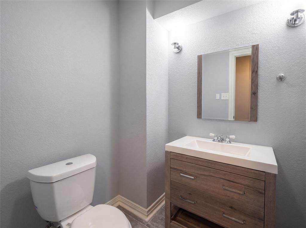 11083 Erhard Drive Property Photo 16