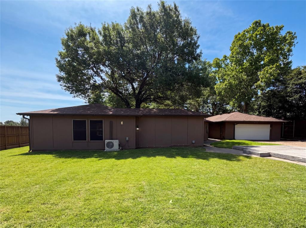 11083 Erhard Drive Property Photo 23