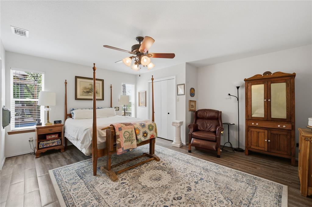 115 Imperial Drive Property Photo 11