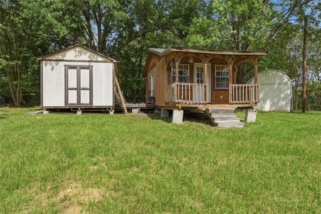 115 Imperial Drive Property Photo 19