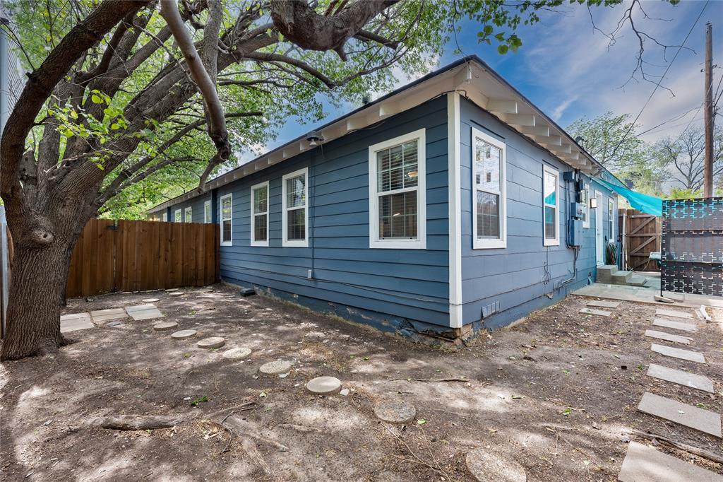 112 N Adams Avenue Property Photo 33
