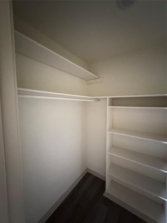305 Lois Street Property Photo 13
