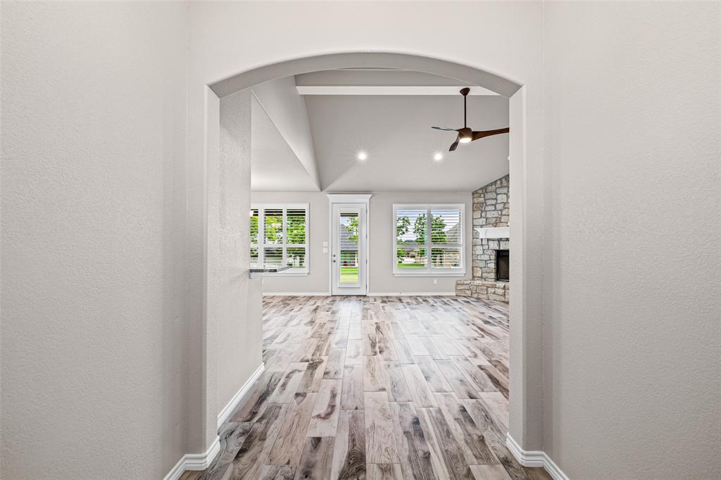6620 Pinehurst Drive Property Photo 4