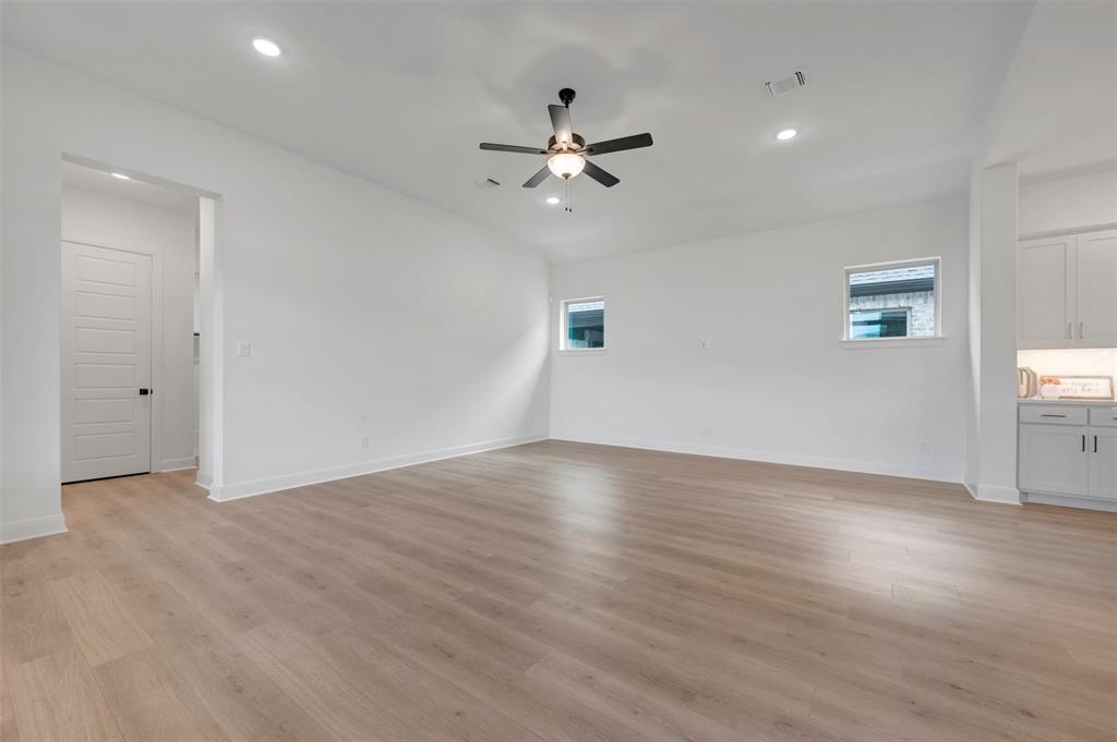 2090 Spotted Fawn Drive Property Photo 18