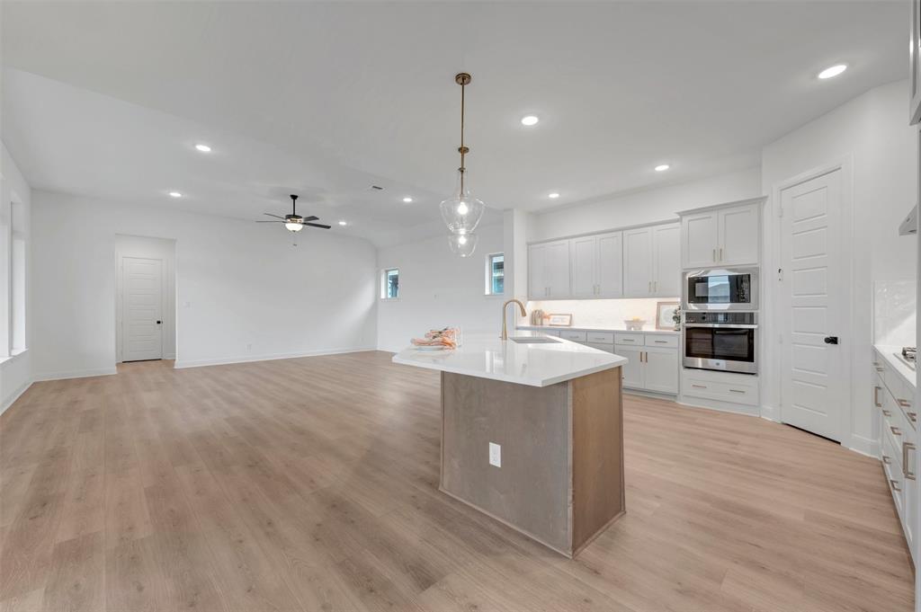 2090 Spotted Fawn Drive Property Photo 33