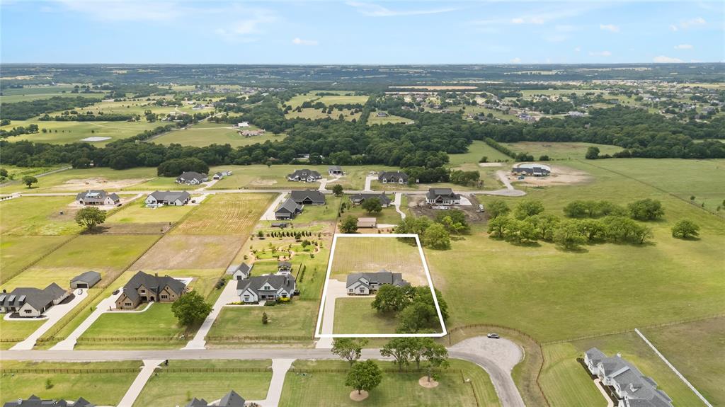 1406 Kara Trail Property Photo 37