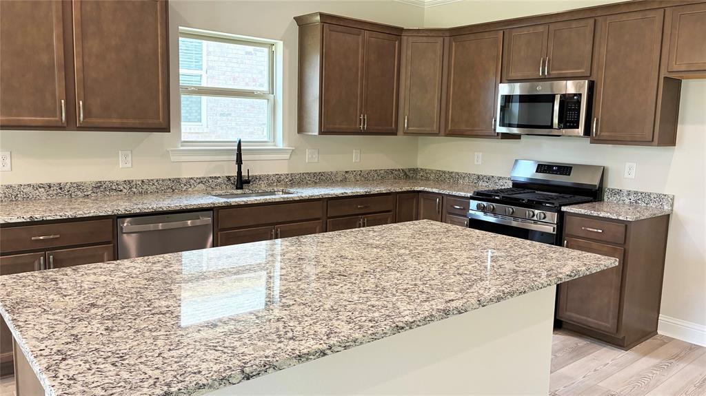 6551 Haswell Drive Property Photo 8