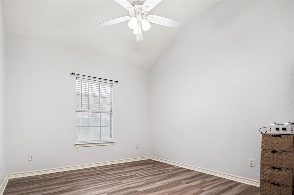 1534 Vista Ridge Drive Property Photo 11
