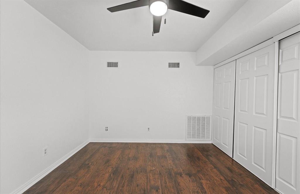 3121 Park Lane 1130 Property Photo 11