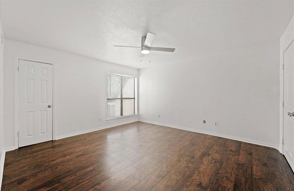 3121 Park Lane 1130 Property Photo 13