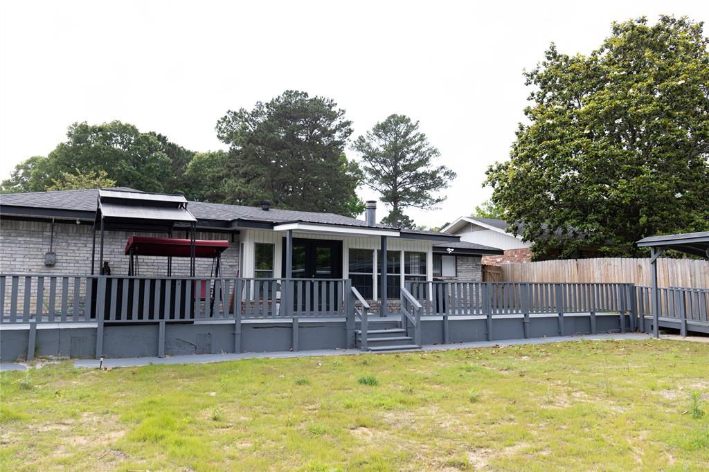 9213 Scotch Pine Drive Property Photo 4