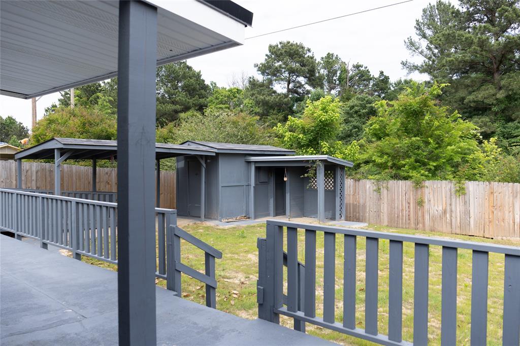 9213 Scotch Pine Drive Property Photo 7