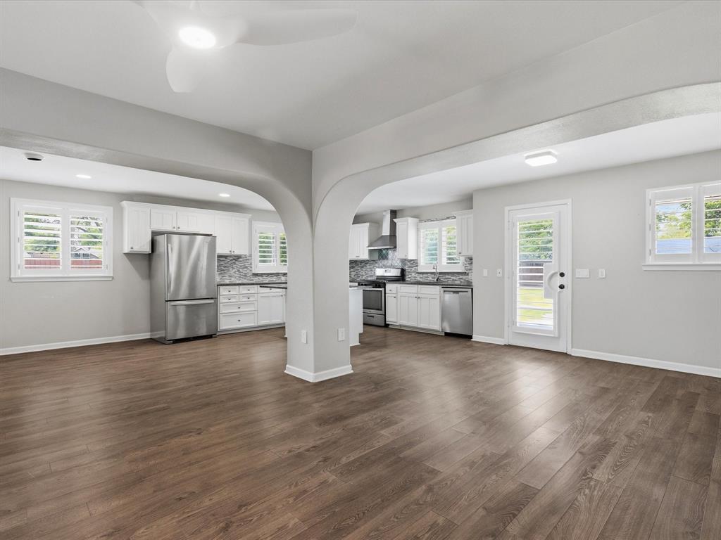 1109 Hadrian Court Property Photo 7