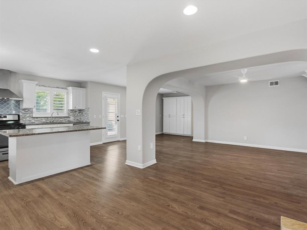 1109 Hadrian Court Property Photo 8