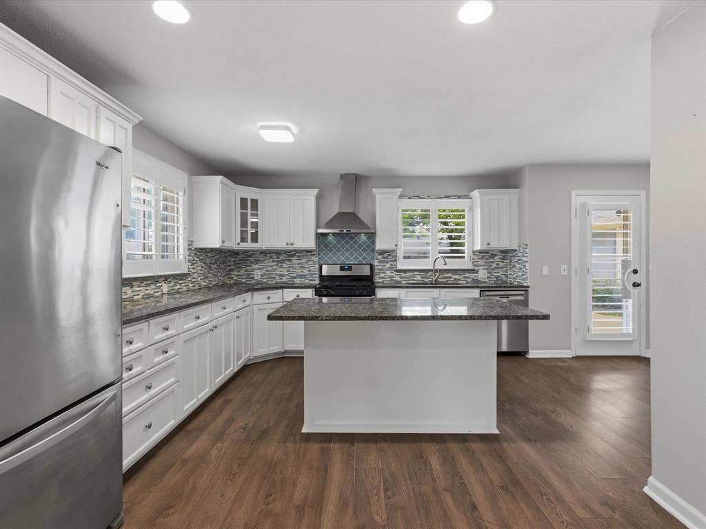 1109 Hadrian Court Property Photo 9