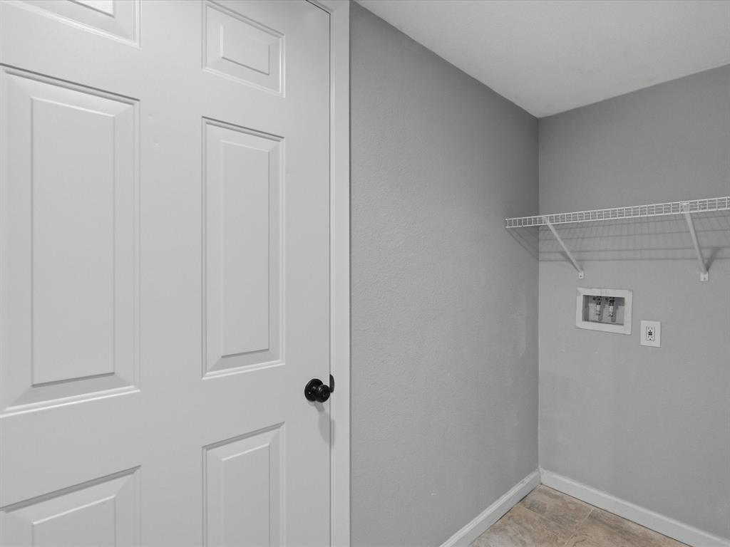 1109 Hadrian Court Property Photo 22