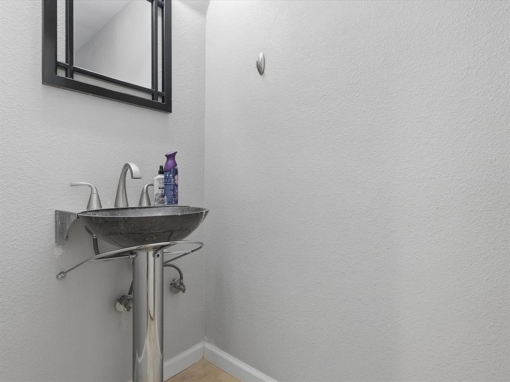 1109 Hadrian Court Property Photo 24