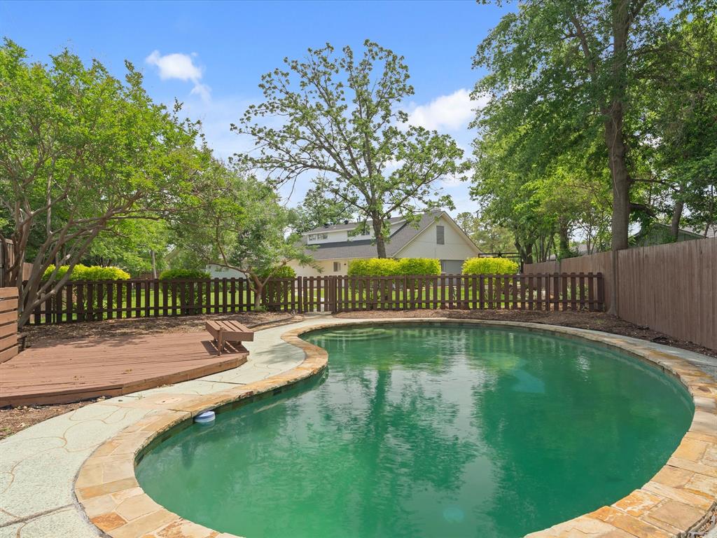 1109 Hadrian Court Property Photo 37