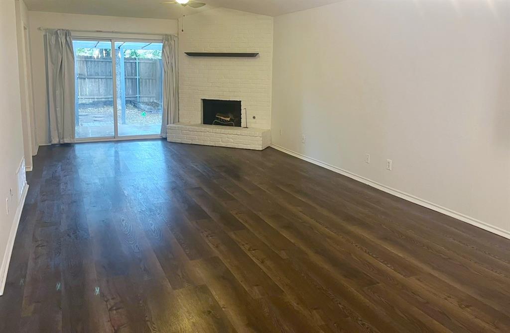 1805 Bristol Cove Property Photo 2