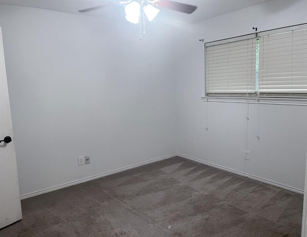 1805 Bristol Cove Property Photo 13
