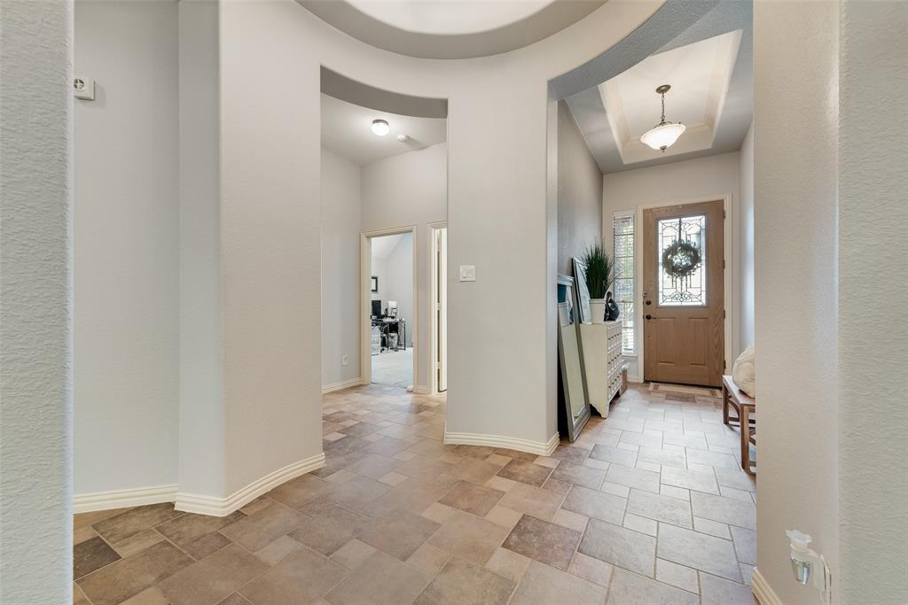 2723 Ponce De Leon Property Photo 8