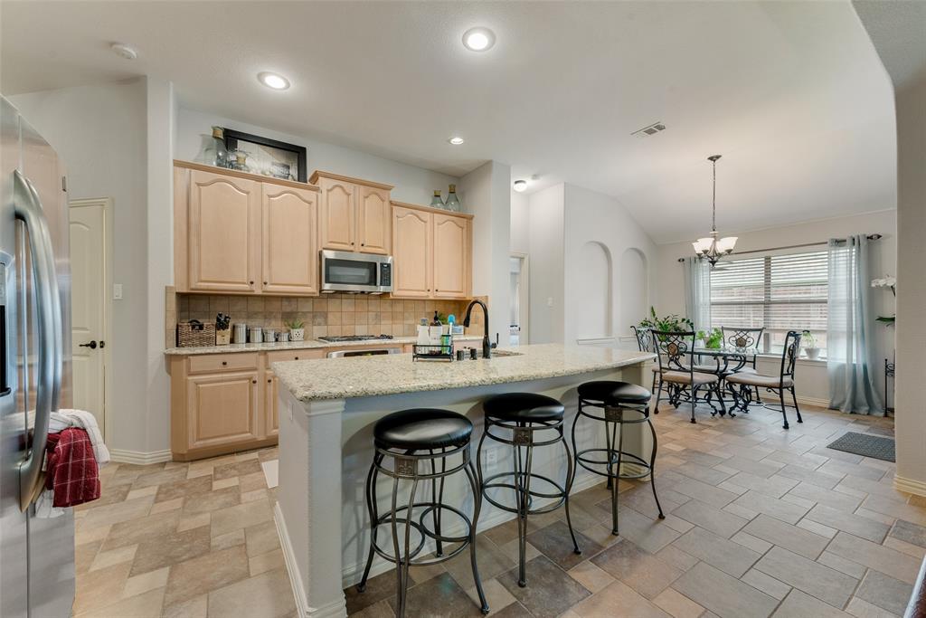 2723 Ponce De Leon Property Photo 13