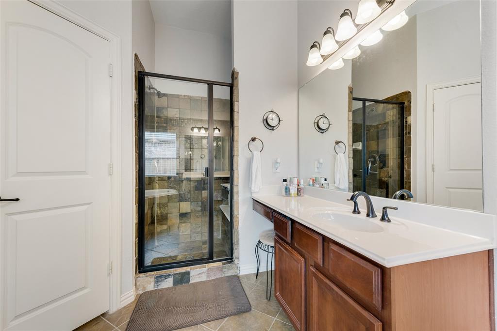 2723 Ponce De Leon Property Photo 26