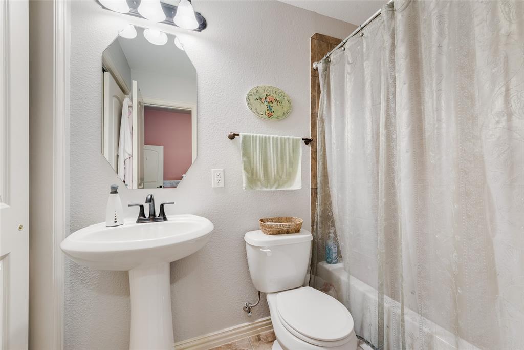 2723 Ponce De Leon Property Photo 27