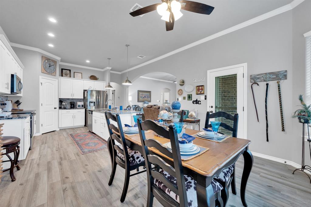 109 Creekside Drive Property Photo 13