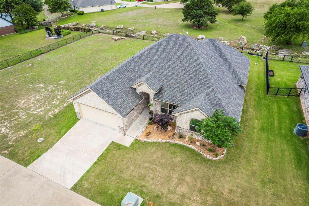 109 Creekside Drive Property Photo 33