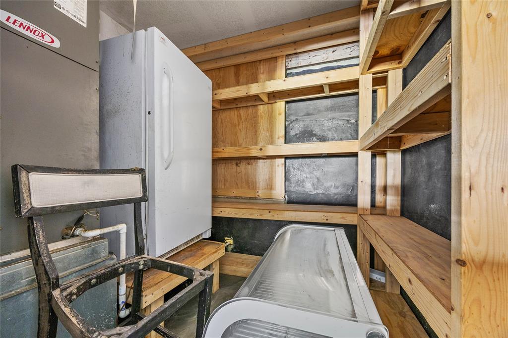 112 Gassaway Avenue Property Photo 16