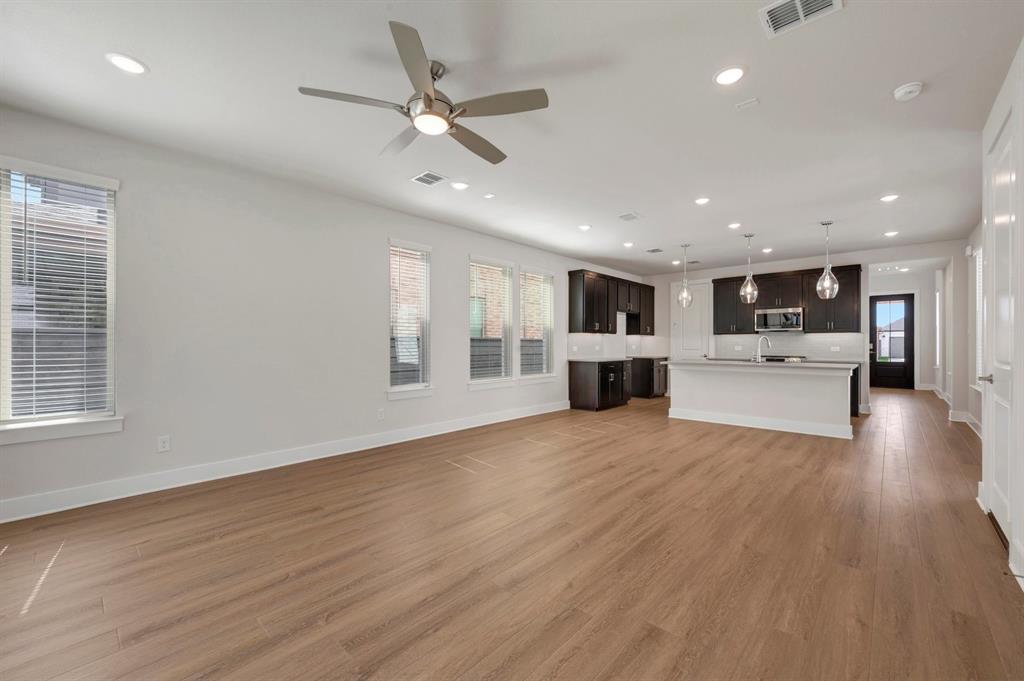 1113 Amaryllis Lane Property Photo 10