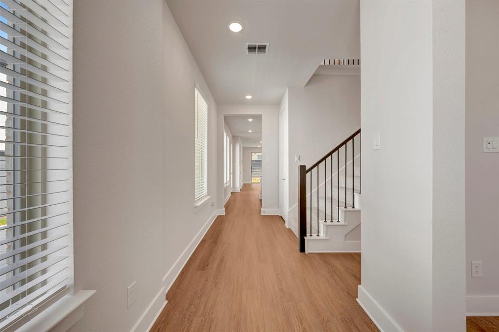 1113 Amaryllis Lane Property Photo 11